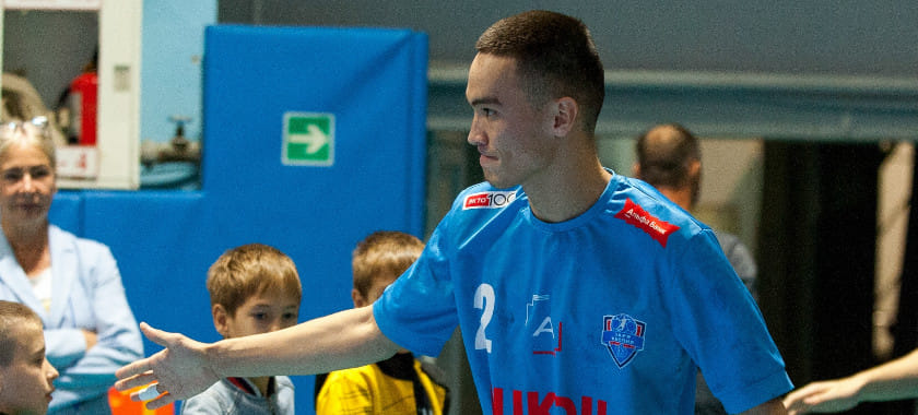 Albert Gumarov from HC Dinamo Astrakhan leads the goal scorer race of the men’s Super League after 8 tours. Man Jamali is one goal behind