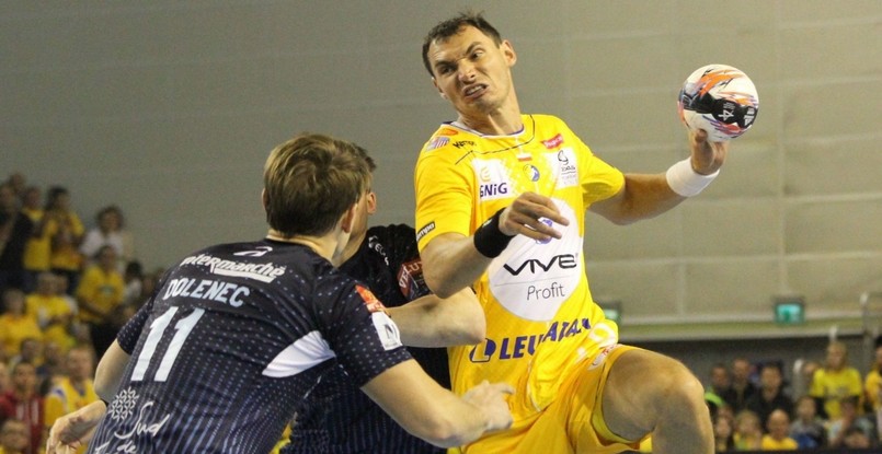 Лига чемпионов. Правый полусредний "Виве" Кшиштоф Лиевски приступил к тренировкам