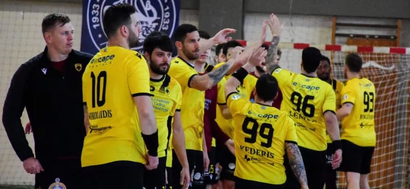 Греция. АЕК Ивана Мацкевича вырвал победу у "Диомидиса" в концовке второго полуфинального матча и сразится за золото с "Олимпиакосом"