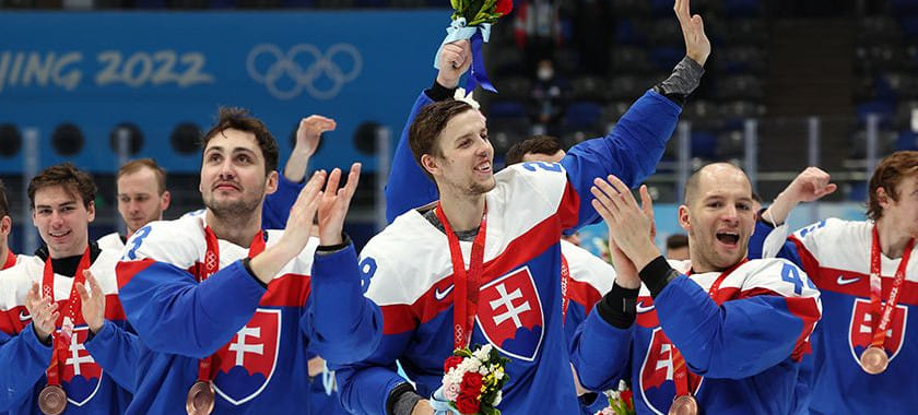 Словацкий защитник хоккейного "Локомотива" Мартин Гернат: "Гандбол более жёсткий вид спорта, в хоккее у игроков хотя бы есть защита"