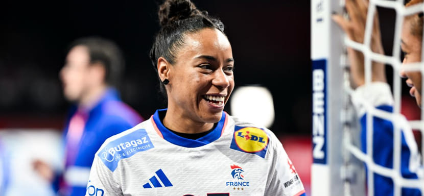 10 гандболисток "Меца" и "Бреста" вызваны в женскую сборную Франции на товарищеские матчи с командой Румынии