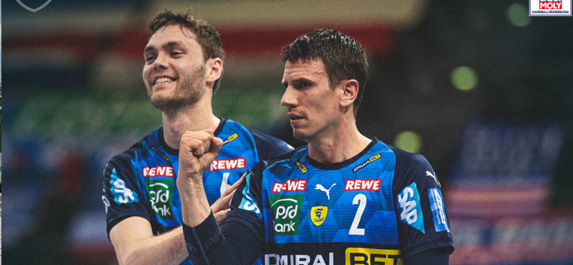 Бундеслига. "Киль" победил в гостях "Лейпциг", а "Фленсбург" в домашнем матче с "Райн Левен" потерял важное очко в чемпионской гонке