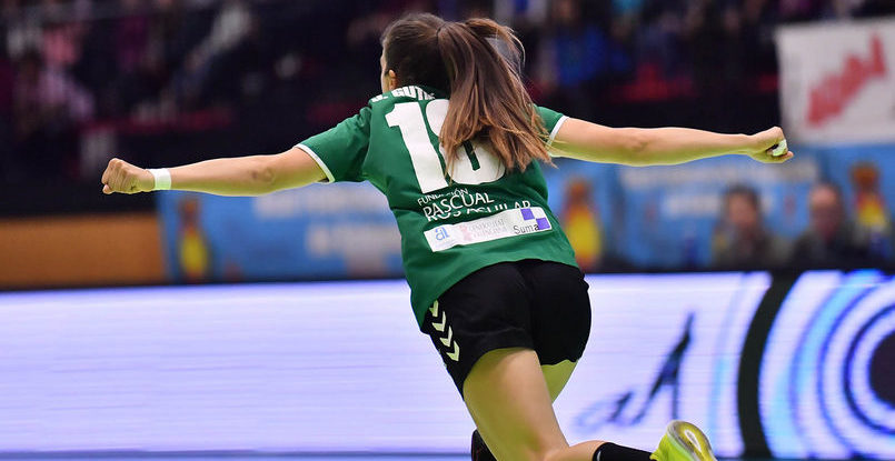 Левая крайняя "Эльче" Хеннифер Гутьеррес признана самым ценным игроком испанского чемпионата