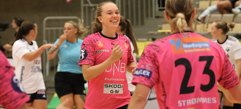 Норвегия. "Кристиансанд" без Анны Вяхиревой разгромил "Йерпен". В субботу "гадюки" сыграют с "Икастом" в Лиге чемпионов