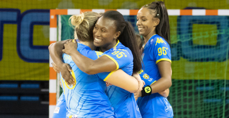 Франция. Чемпионка мира и Европы Сираба Дембеле объявила о беременности. Возвращение игрока запланировано на 2020 год