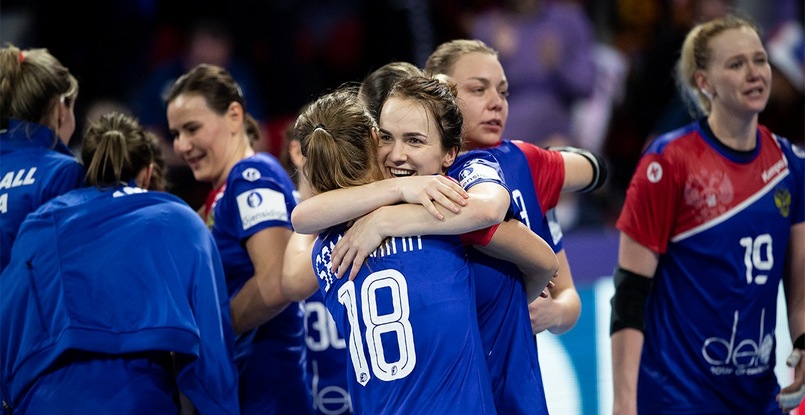 ЧЕ-2018. Сборная России уверенно обыграла сербок в основном раунде. Для выхода в полуфинал надо набрать одно очко в двух матчах