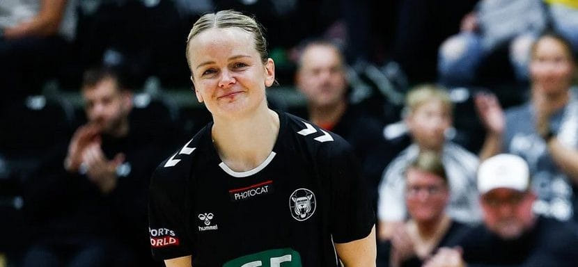Экс-капитан женской сборной Дании Стине Йоргенсен объявила о завершении игровой карьеры