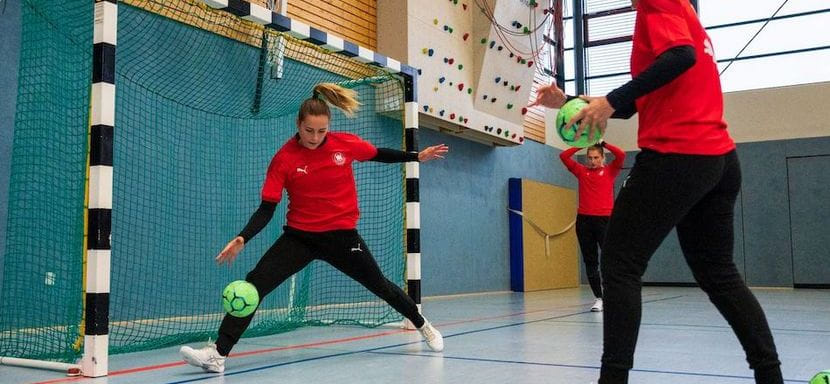 ЧЕ-2020. Дина Эккерле: "Румынки могут претендовать на медали, норвежки в числе фаворитов, команду Польши оценить сложно"