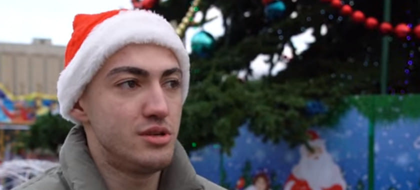 Россия. Тимофей Масленников, Чан Суан Вьет и Батыр Биданок рассказали о праздновании Нового года в сюжете медиагруппы СКИФа (ВИДЕО)