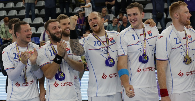 Кубок губернатора. Брест с трофеем. Чехов со зрительскими симпатиями