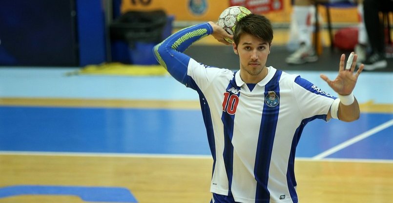 Разыгрывающий сборной Португалии Мигел Мартинш продлил контракт с "Порту"