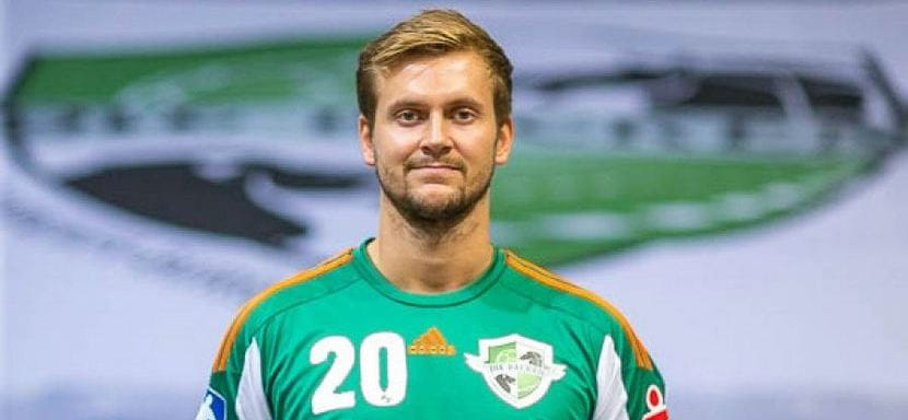 Швейцария. Официально. 32-летний левый полусредний "Ганновера" Фабиан Бем продолжит карьеру в "Кринс-Люцерне"