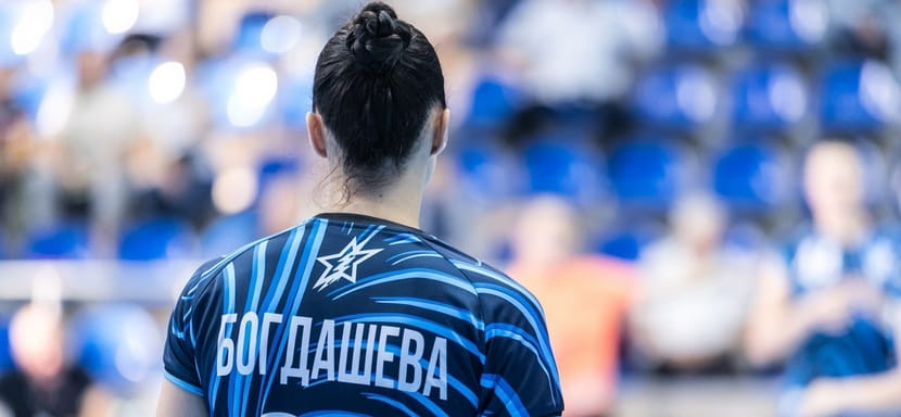 Правая крайняя звенигородской "Звезды" Анна Богдашева стала мамой! У гандболистки родилась тройня