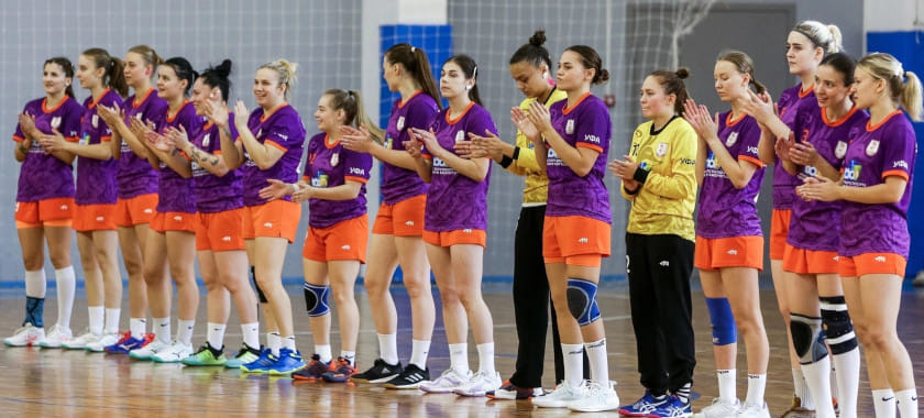 Высшая лига. Вторые команды "Астраханочки", "Лады" и "Ростова" одержали победы. "Уфа-Алиса" обыграла дубль ЦСКА