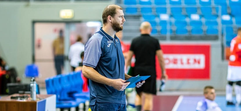 Польша. Тренер вратарей "Вислы" Марцин Вихары, завершивший карьеру в 2019 году, возвращается на площадку