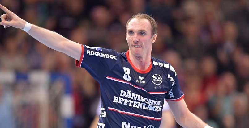 Лига чемпионов. Правый полусредний "Фленсбурга" Хольгер Гландорф не полетел на матч с "Барселоной" из-за кишечного отравления