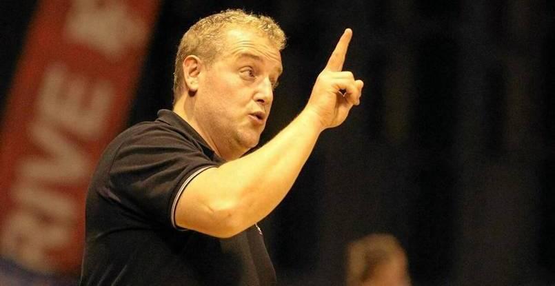 Франция. Экс-наставник "Ростов-Дона" Фредерик Бужан возглавил "Шербур" (Д2). 45-летний тренер впервые будет работать с мужской командой