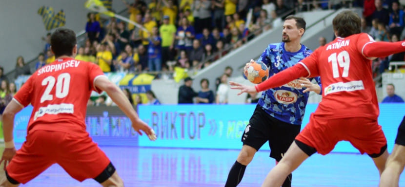 Суперлига. Олег Кривенко: "Конкурируя, мы с Афлитулиным будем делать друг друга только сильнее"