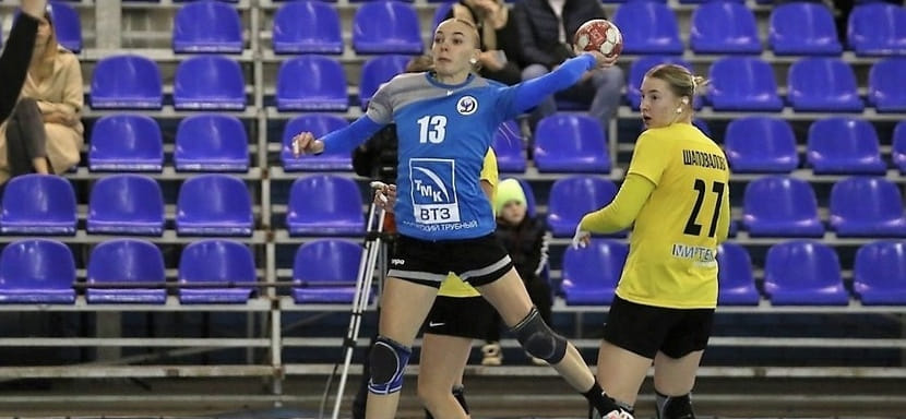 Анастасия Старшова: "Хочется оправдать доверие Людмилы Бодниевой, но и не подвести моего первого тренера Василия Бушнева"