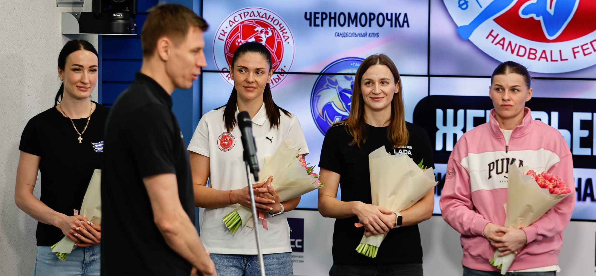 Шишкарёв будет болеть за "Астраханочку", совет боксёра Саитова гандболистам. За кулисами кубковой жеребьёвки