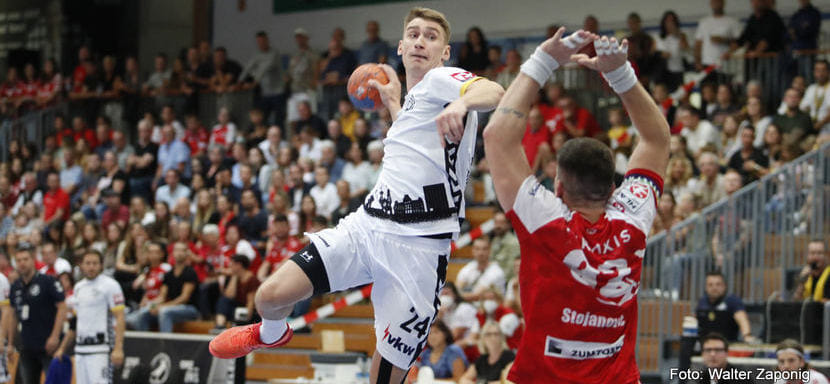 Австрия. "Брегенц" Михаила Виноградова на выезде уступил "Файверсу". Россиянин забросил лидеру чемпионата десять мячей