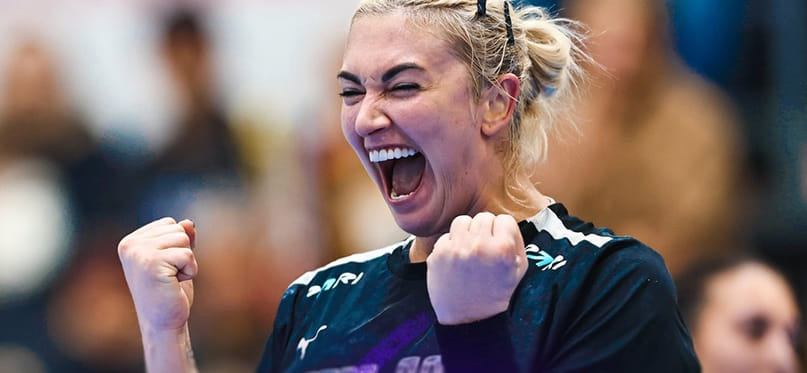 Olimpbet Суперлига. "Ростов-Дон" у себя дома с разницей в два мяча оказался сильнее ЦСКА и единолично возглавил таблицу чемпионата