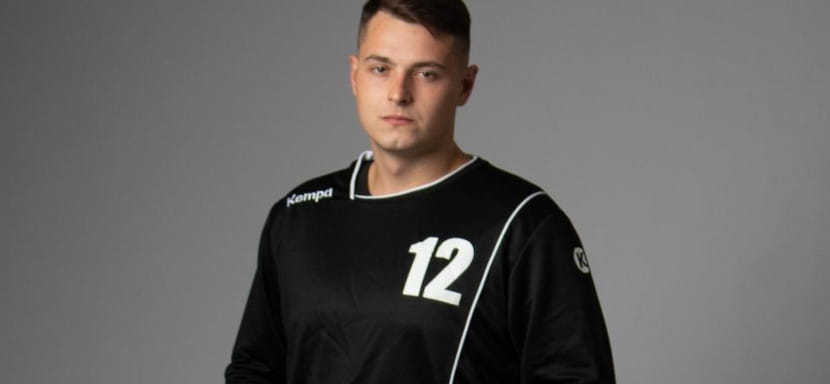 Беларусь. Гродненский "Кронон" и 22-летний вратарь Никита Шелешко объявили о прекращении сотрудничества