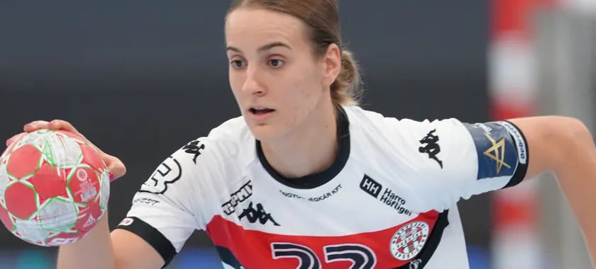 "Крим" дома сенсационно обыграл "Бухарест" Валерии Масловой, "Дьёр" и "Мец" выиграли в своих матчах Лиги чемпионов