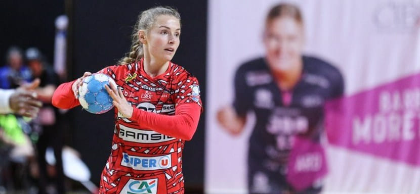 Франция. Разыгрывающая "Безансона" Лине Уно Йенсен выбыла на длительный срок из-за травмы колена