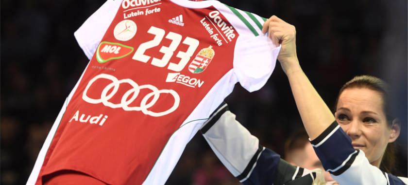 Гёрбиц, Юрак, Радичевич, Манге и другие легенды... Топ-11 бомбардиров сборных. А где же россиянки?