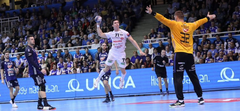 Венгрия. Официально. "Пик" заключил контракт с талантливым левым крайним "Эльверума" и сборной Норвегии Александером Блонцем