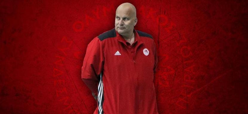 Хорват Ненад Кляич продлил тренерский контракт с греческим "Олимпиакосом"