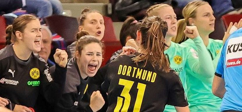 Женская бундеслига. "Боруссия" добилась двадцать четвертой победы подряд, обыграв с перевесом в два мяча "Битигхайм"