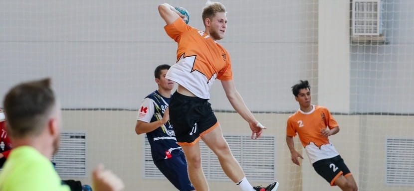 Россия. Арсений Перунов: "После игры за "Дворец" встал вопрос о продолжении карьеры. И мне порекомендовали "Динамо-Сунгуль"