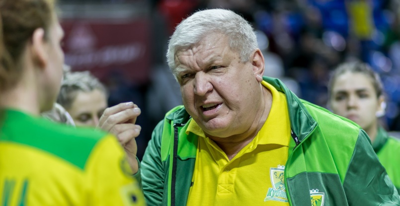 Суперлига. Евгений Трефилов: "Мне здоровье не позволит носиться по России"