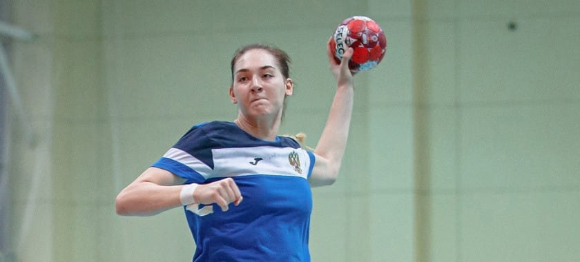 Россия. Правая полусредняя "Луча" и национальной команды Юлия Баева не примет участия в товарищеских матчах со сборной Беларуси