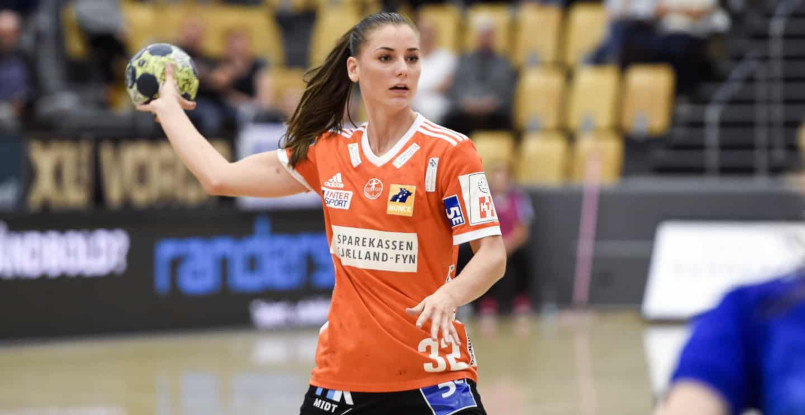 Дания. У разыгрывающей "Оденсе" Мие Хойлунд подозрение на перелом носа. Она пропустит матч Кубка ЕГФ против "Люблина"