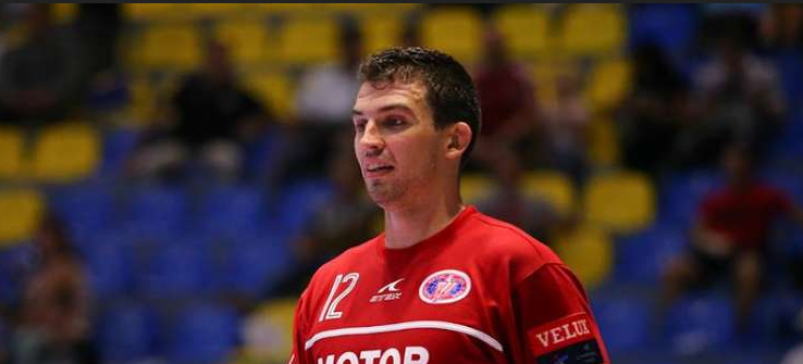 Лига чемпионов. Двойной сэйв Виктора Киреева в матче против "Виве" — в пятерке лучших в ответных матчах 1/8 финала