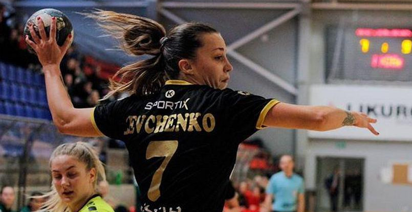 Суперлига. Евгения Левченко: "Никогда не бывала в России. Оттого и волнительно, и интересно"