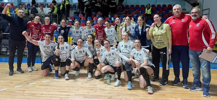 Команды российских гандболисток выиграли свои матчи в чемпионате Румынии