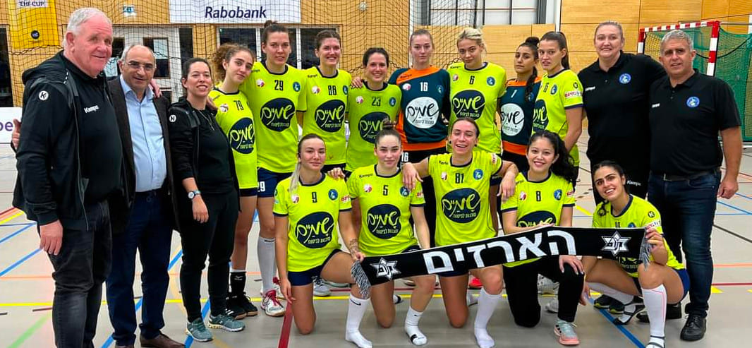 Люди гандбола. Вероника Грозовская: "Оля Никитина не должна повторить мою ошибку"