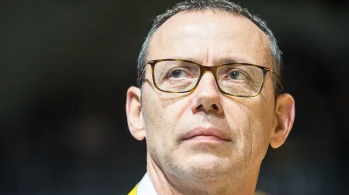 Патрис Канайе: "Мы теряем все наши шансы в этом сезоне, в Лиге чемпионов и во Франции, но надеемся на справедливость и "уайлд кард" 