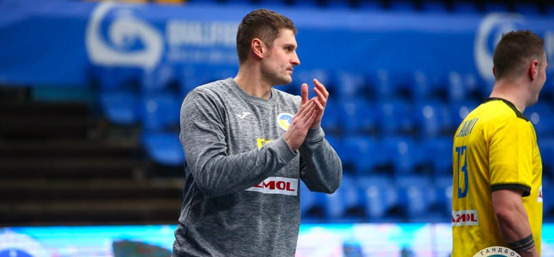 ЧЕ-2022. Геннадий Комок: "Новые тренер, упражнения, система, тактика — всем очень интересно. У нас подобрался отличный коллектив"