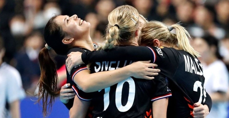 ЧМ-2019. Полуфинальный барьер для россиянок. Стабильная удачливость "оранжевых"