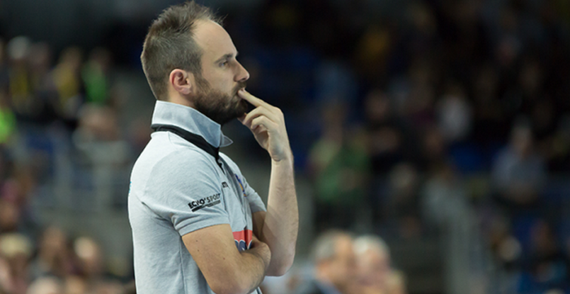 Delo Лига чемпионов. Перед игрой с "Ростов-Доном" "Мец" объявил о продлении контракта с главным тренером Эмманюэлем Майоннадом