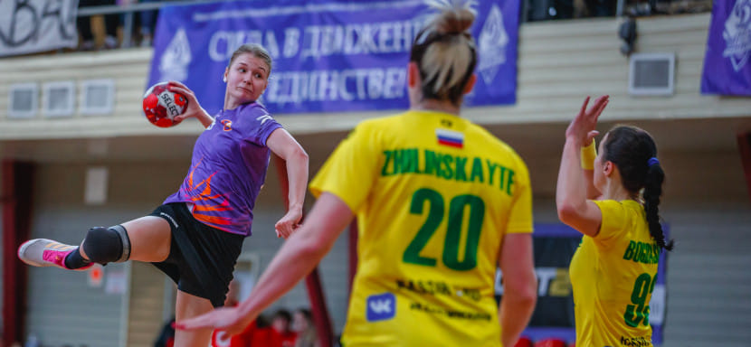 Olimpbet Суперлига. В противостоянии команд из верхней и нижней шестерок в стартовом матче 1/8 финала "Кубань" разгромила "Луч"