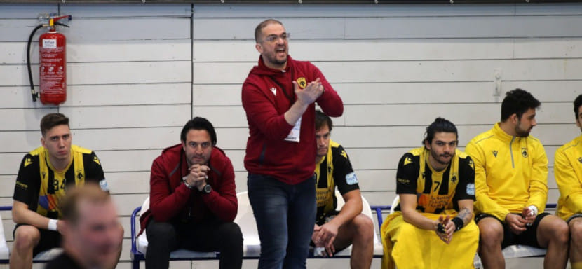 Кубок ЕГФ. Димитрис Димитроулиас: "Проанализируем, что не получилось в игре с "Невой", и будем планомерно работать на тренировках"