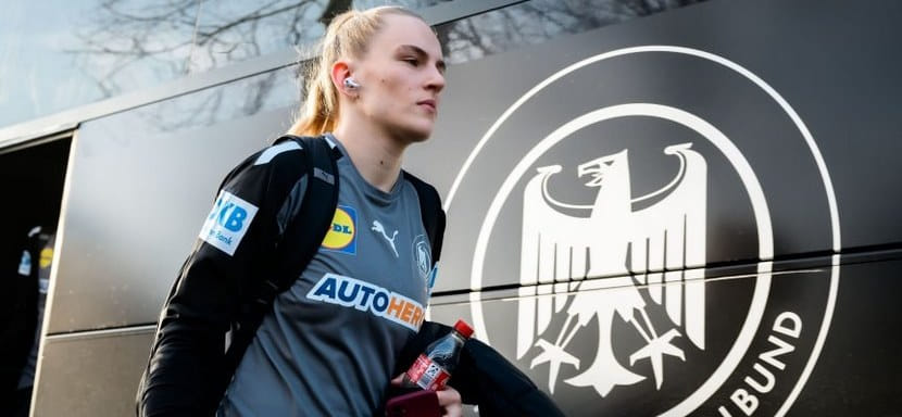 Полусредняя "Тюрингера" Анника Лотт не поможет сборной Германии в матчах олимпийской квалификации и отбора на ЧЕ-2024