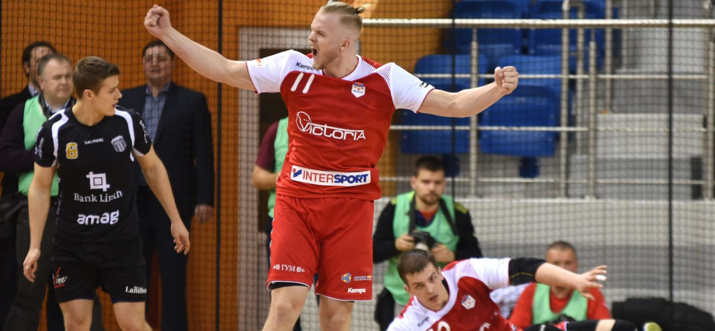 Игрок МАЗ-"Орши" Алексей Хадкевич назначен главным тренером клуба из Витебской области. Не исключается должность играющего тренера