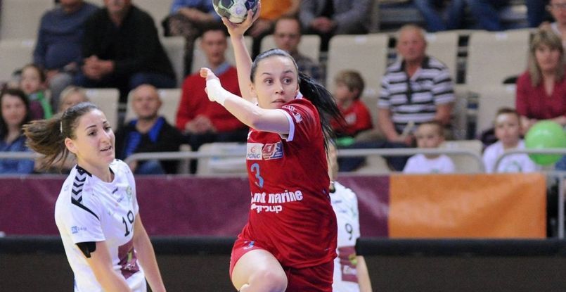 Левая крайняя Октавя Пломиньска подписала контракт с польской "Пиотрковией"